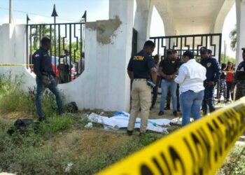 República Dominicana: hallaron los cadáveres de seis bebés en la entrada de un cementerio