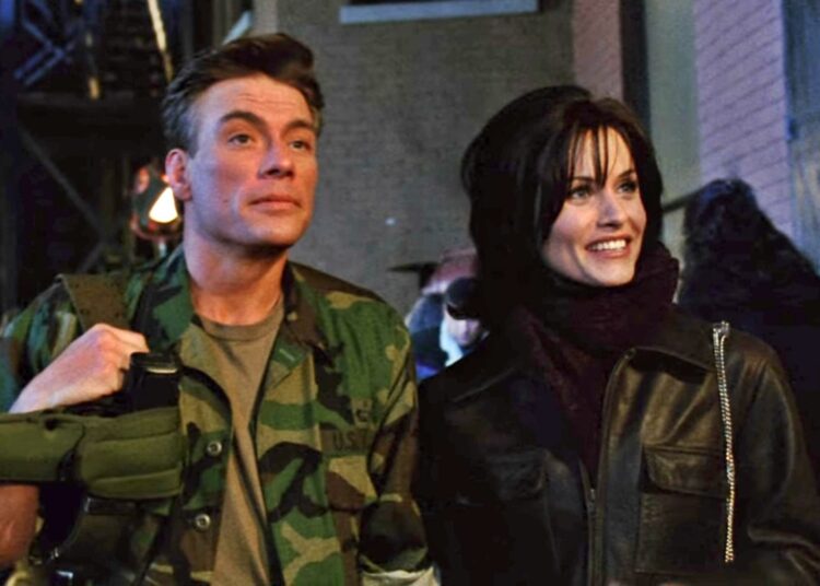Jean-Claude Van Damme se avergüenza del cameo que hizo en la serie Friends