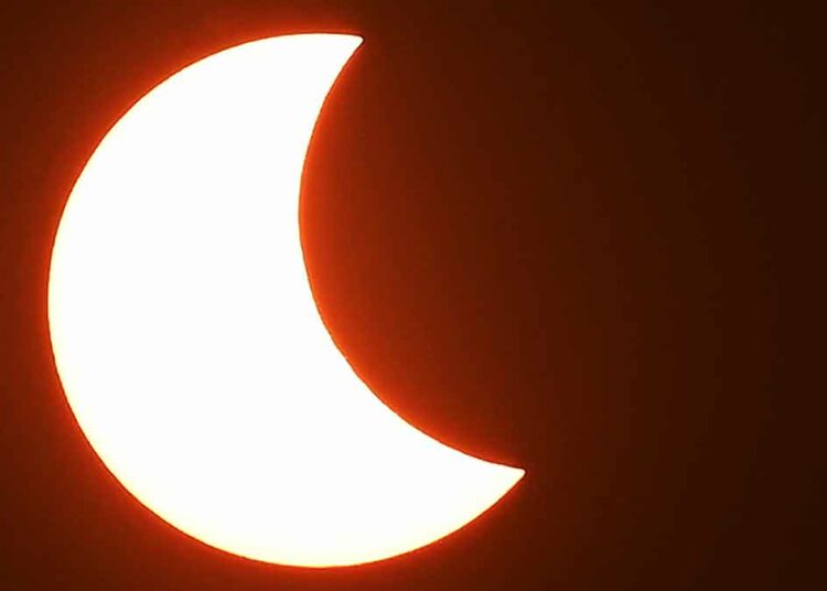 Eclipse solar parcial 2023 ¿ a qué hora inicia ?