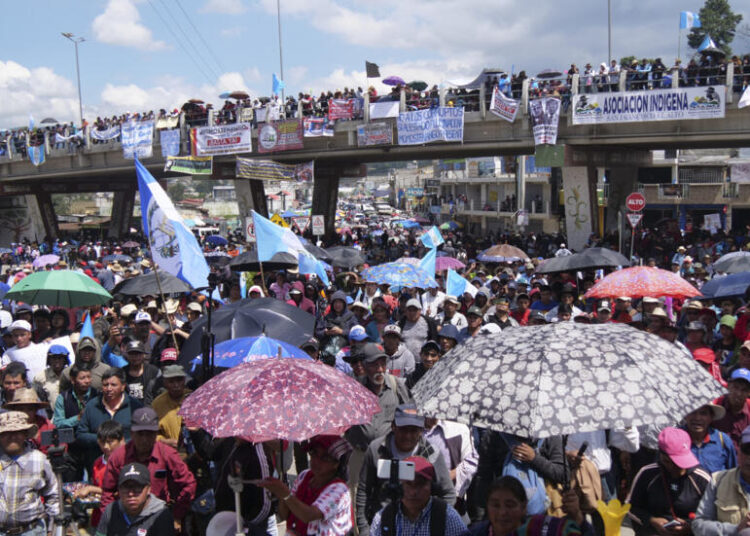 La Fiscal general de Guatemala, Consuelo Porras, exigió a las fuerzas de seguridad desalojar los bloqueos