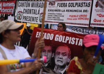 Guatemala: por noveno día consecutivo siguen las protestas contra polémicos fiscales