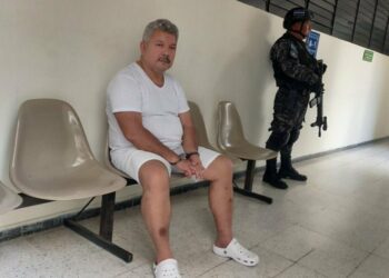 Fiscalía presenta requerimiento en contra de expresidente de Bandesal, Juan Pablo Durán