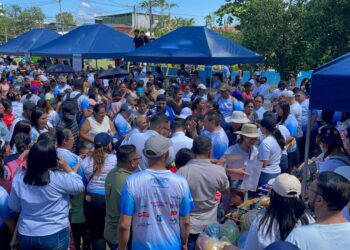 Movimiento Social Comunitario realiza mega jornada médica y entrega de sillas de ruedas a personas necesitadas