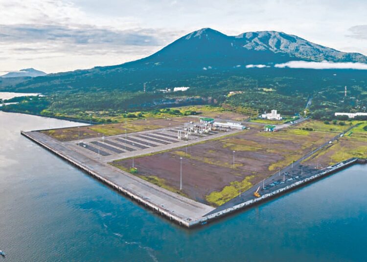 Aprueban incentivos fiscales para equipos que aumentarán profundidad a canal de navegación del Puerto de La Unión