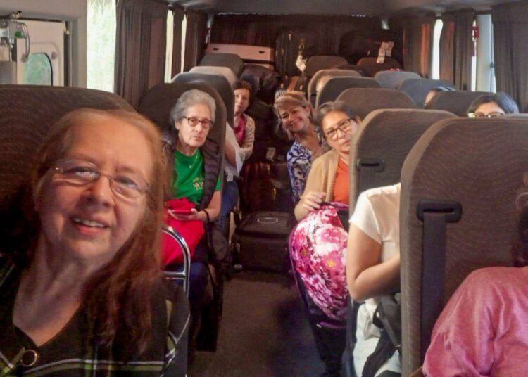 Cancillería logra evacuar por tierra y aire a salvadoreños varados en Israel