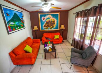 Fiscalía incauta bienes relacionados a Sánchez Cerén, su familia y dos exfuncionarios