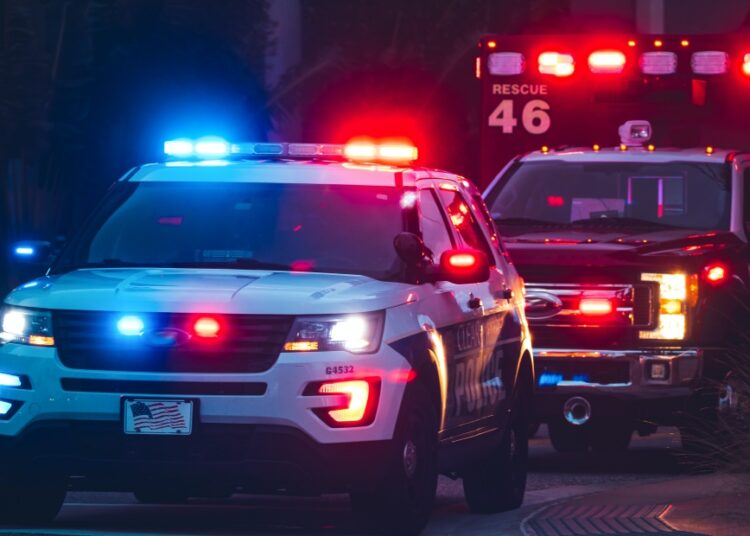 (VIDEO) Al menos dos muertos en un tiroteo a la entrada de un club nocturno en Florida