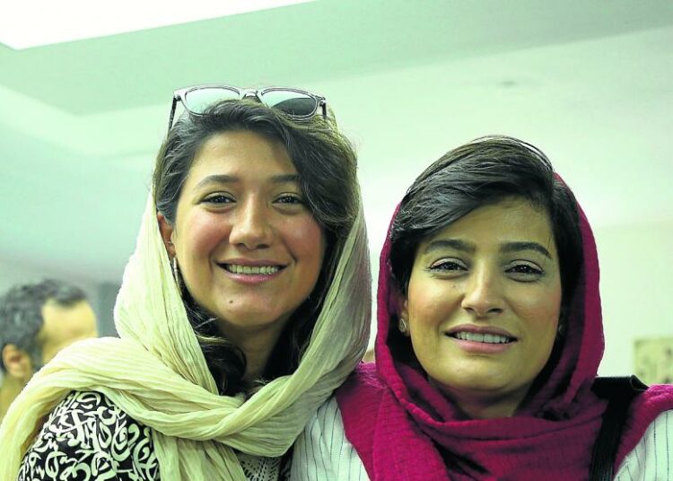 Irán: prisión a periodistas que cubrieron la muerte de Mahsa Amini