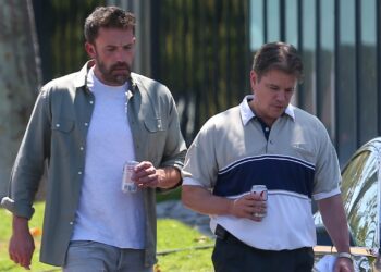 Una abogada denunció a Ben Affleck y Matt Damon por hacer espionaje de su vida durante 20 años para recrearla en exitosas películas
