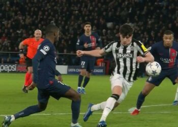 La UEFA castiga al árbitro VAR del PSG – Newcastle