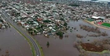 Uruguay evacuó a más de 2.500 personas por las inundaciones