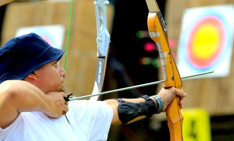 Ever Lemus, primer salvadoreño que participará en tiro con arco en los Parapanamericanos