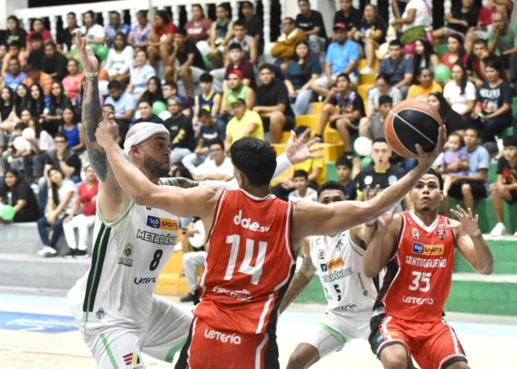 San Salvador y Metapán toman ventaja en los playoffs