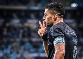 El premio que embolsó Luis Suárez por sus tres goles a Botafogo