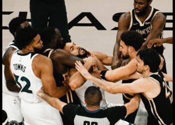 (VIDEO) Draymond Green ‘estrangula’ a Gobert en una pelea que avergüenza a la NBA