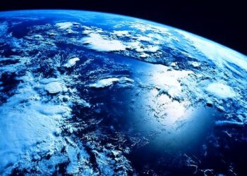 Descubren el origen del agua en la Tierra, gracias al telescopio James Webb