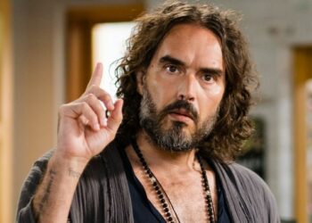 Russell Brand es acusado en Nueva York de agresión sexual