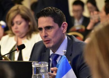 Director General de Energía, Hidrocarburos y Minas, presenta avances en materia energética en la VIII Semana de La Energía