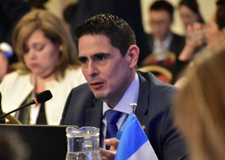 Director General de Energía, Hidrocarburos y Minas, presenta avances en materia energética en la VIII Semana de La Energía