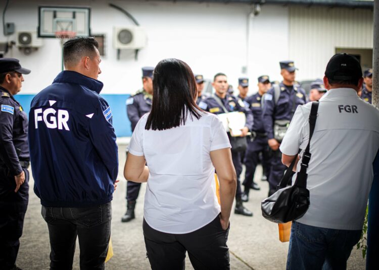 Fiscalía ordena allanamientos en viviendas de San Isidro y Sensuntepeque