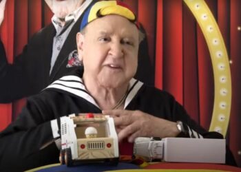 Aseguran que Carlos Villagrán “Kiko” está luchando contra el cáncer