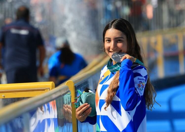 La patinadora salvadoreña Ivonne Nóchez obtuvo la medalla de plata en los Juegos Panamericanos