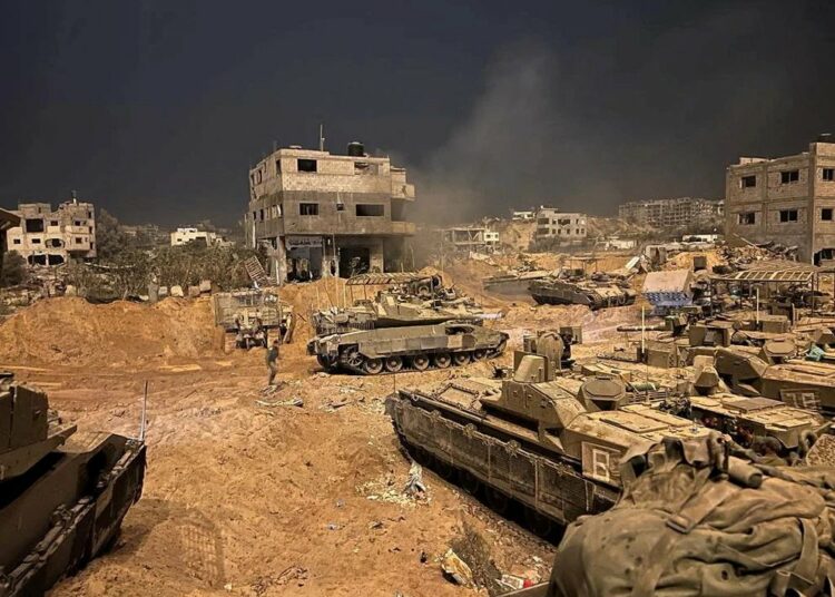 (VIDEOS) Israel está sellando los túneles de Gaza y se prepara para intentar liberar a los 240 rehenes de Hamas