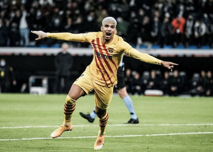 El Barcelona vence de forma agónica a la Real Sociedad