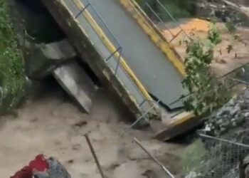 (VIDEOS) Al menos 8 muertos dejan las lluvias en República Dominicana