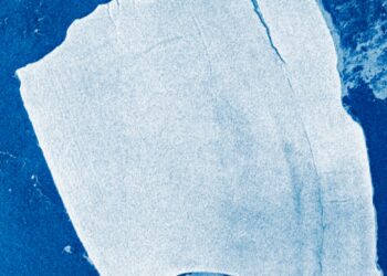 El iceberg más grande del mundo se desatasca después de tres décadas varado y se dirige al Atlántico