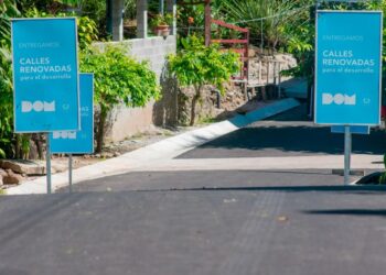 DOM entrega calles renovadas en San Antonio Los Ranchos