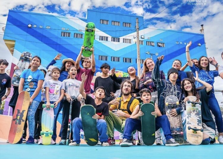 Presentan logros de los CUBO a representantes de la embajada de Noruega y México