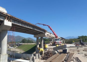 Construcción del paso desnivel del redondel Integración lleva un 80 % de avance