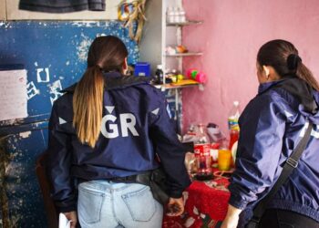 Fiscalía allanó vivienda de mujer involucrada en homicidio de niño de 2 años en Santa Tecla
