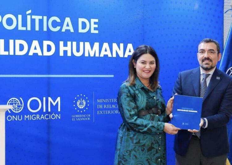 Gobierno lanza Política de Movilidad Humana para protección de la diáspora