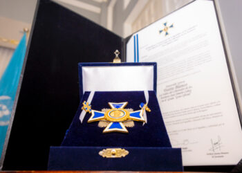 Primera Dama entrega reconocimiento a representante de Unicef por su compromiso con la Primera Infancia