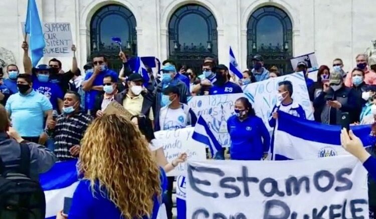 TSE estima que 1.3 millones de salvadoreños en el exterior podrían votar en 2024