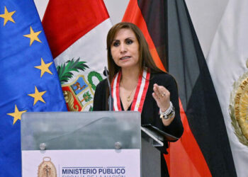 Dina Boluarte pide la renuncia a la fiscal general del Perú
