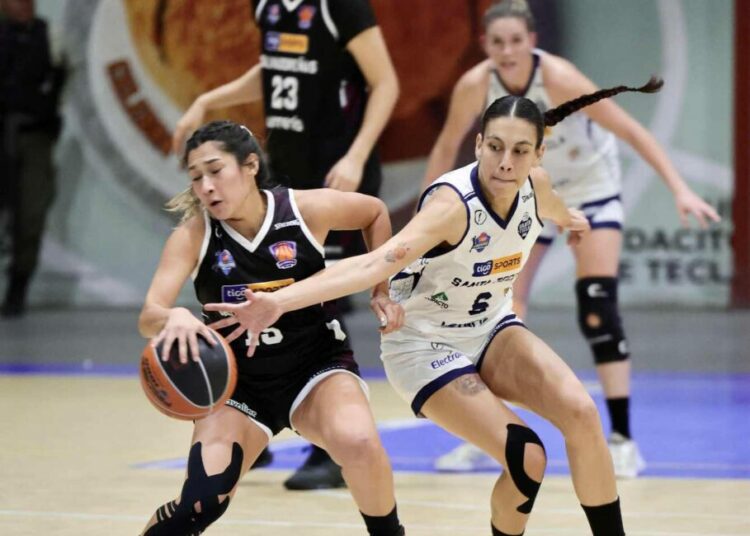 Salvadoreñas toma ventaja en semifinal de la LMBF