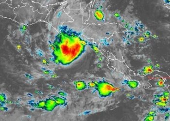 Tormenta Pilar mantiene lluvias de débiles a fuertes, pero ha comenzado a alejarse del país