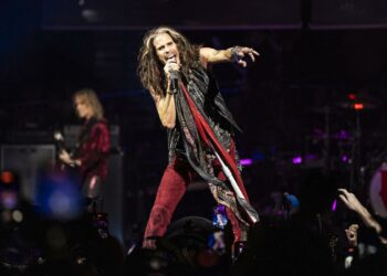 Steven Tyler enfrenta una nueva demanda por agresión sexual a una menor en la década del 70