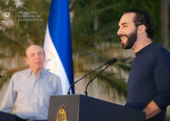 Presidente Nayib Bukele inaugura megaplanta de Laboratorios Vijosa