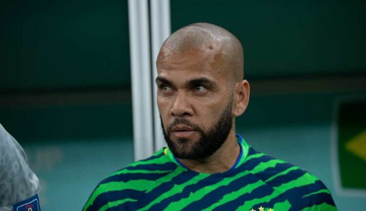 La Fiscalía española pide nueve años de cárcel para Dani Alves por presunta violación a una joven