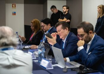 El Salvador es reelecto en la presidencia de CIBELAE