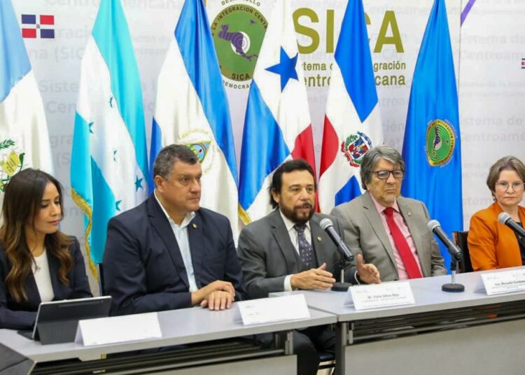 El Salvador y Guatemala firman Carta de Intenciones en favor de la ciencia, innovación y tecnología entre ambos países