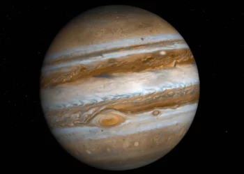 La Gran Mancha Roja de Júpiter se torna azul en una nueva imagen del telescopio Hubble