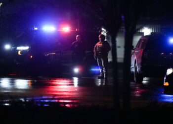 Un niño murió y cuatro personas resultaron heridas en un tiroteo en Texas