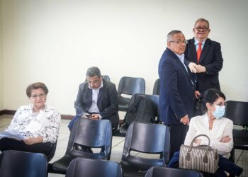 Condenan a Violeta Menjívar, Herlinda Handal, Carlos Cáceres y Hugo Flores a 3 años de prisión