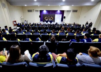 INDES realizó el primer conversatorio con atletas del Programa Esfuerzo y Gloria