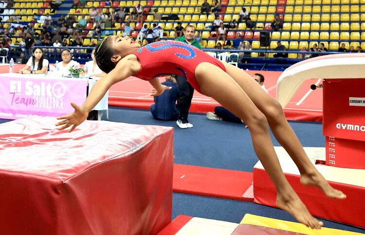 Centroamérica y Ecuador participan en El Salto Team Challenge 2023